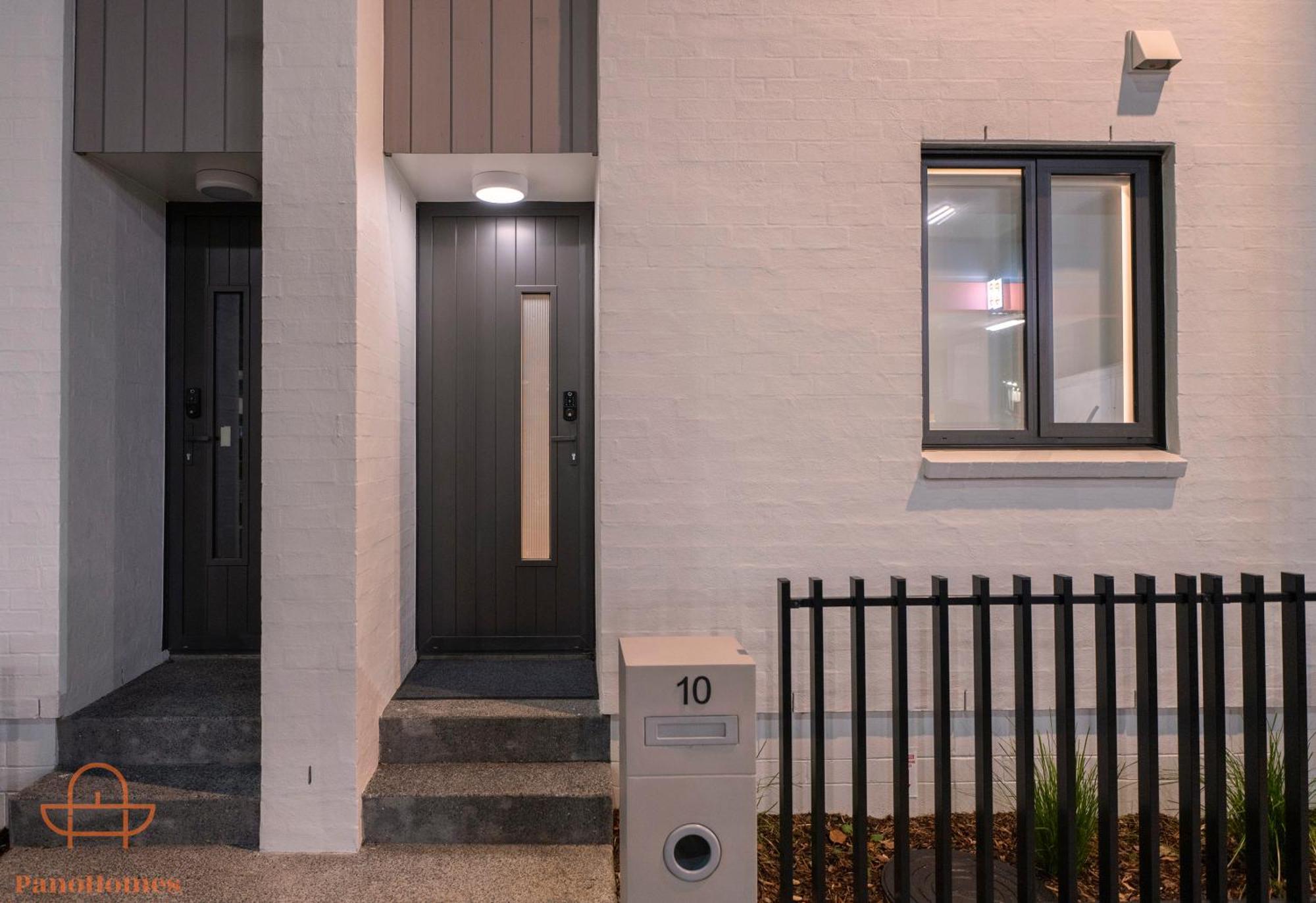 Modern Townhouse Close To City With Full Kitchen - Ellerslie โอ๊คแลนด์ ภายนอก รูปภาพ
