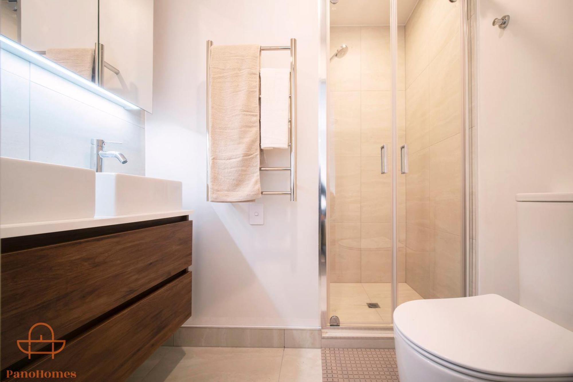Modern Townhouse Close To City With Full Kitchen - Ellerslie โอ๊คแลนด์ ภายนอก รูปภาพ